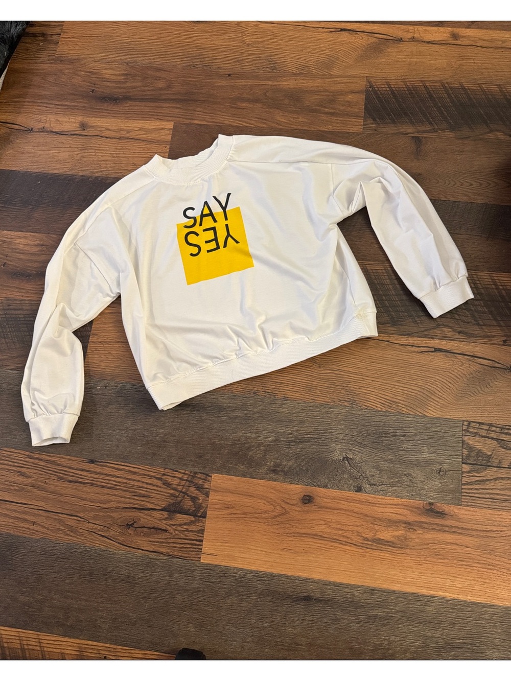 SHEIN White Cropped Sweatshirt with Yellow Graphic